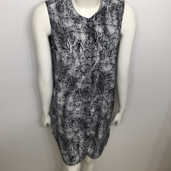 2/$25 Mossimo Snake Print Shirt Dress Size Large - Picture 1 of 8
